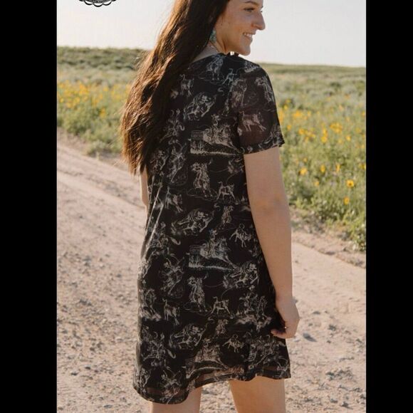 NEW WESTERN RODEO ROAD MESH DRESS - Picture 7 of 9